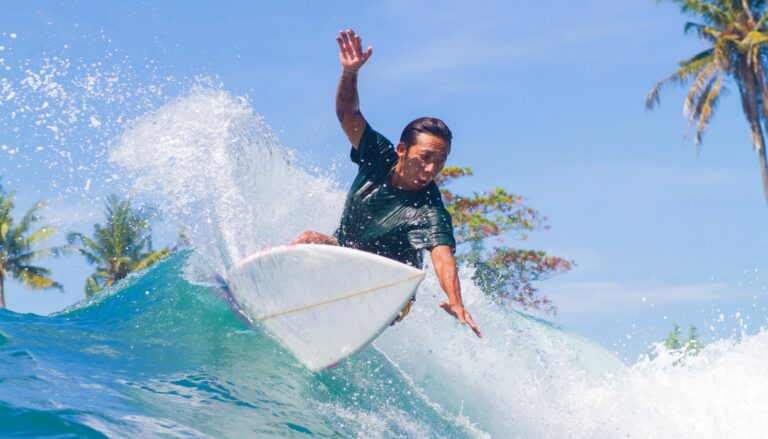 Surf lovers: Ride the Waves and Watch Some Surf Competitions that happens in San Diego